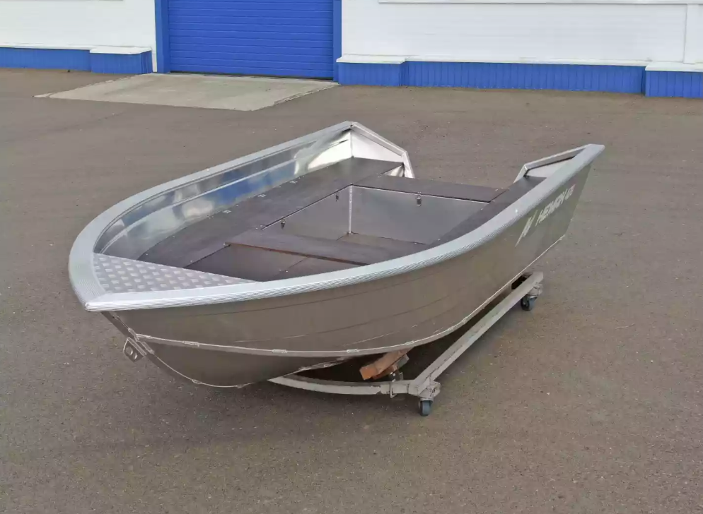 Алюминиевая лодка  Неман-420 в Щёлкове