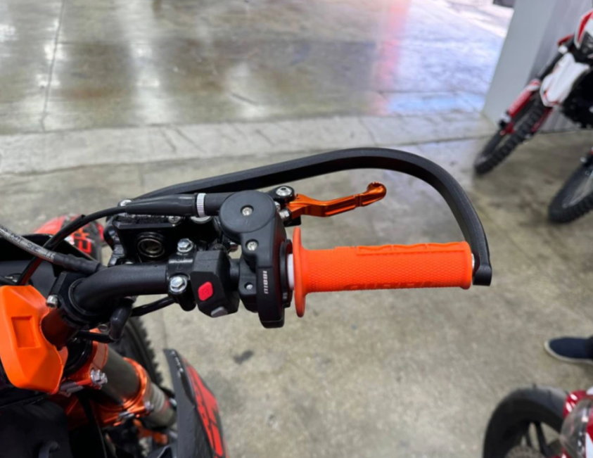 Кроссовый мотоцикл FAIDET PR300 MAX WP в Щёлкове