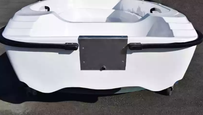 Стеклопластиковая лодка Пингвин (тримаран) в Щёлкове