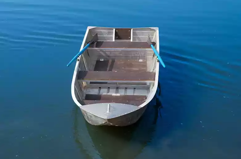 Алюминиевая лодка Вятка-Профи 32 в Щёлкове