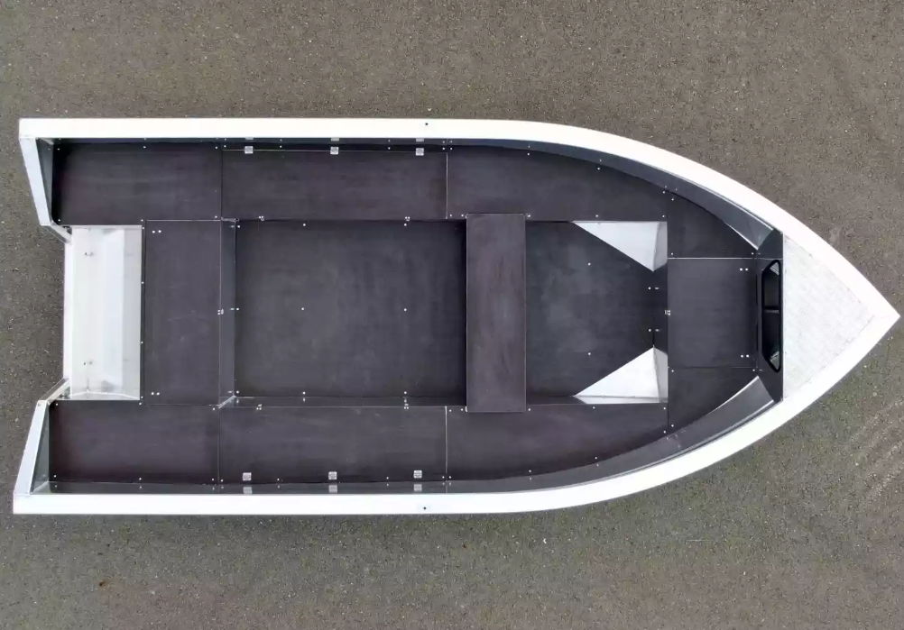 Алюминиевая лодка  Неман-420 в Щёлкове