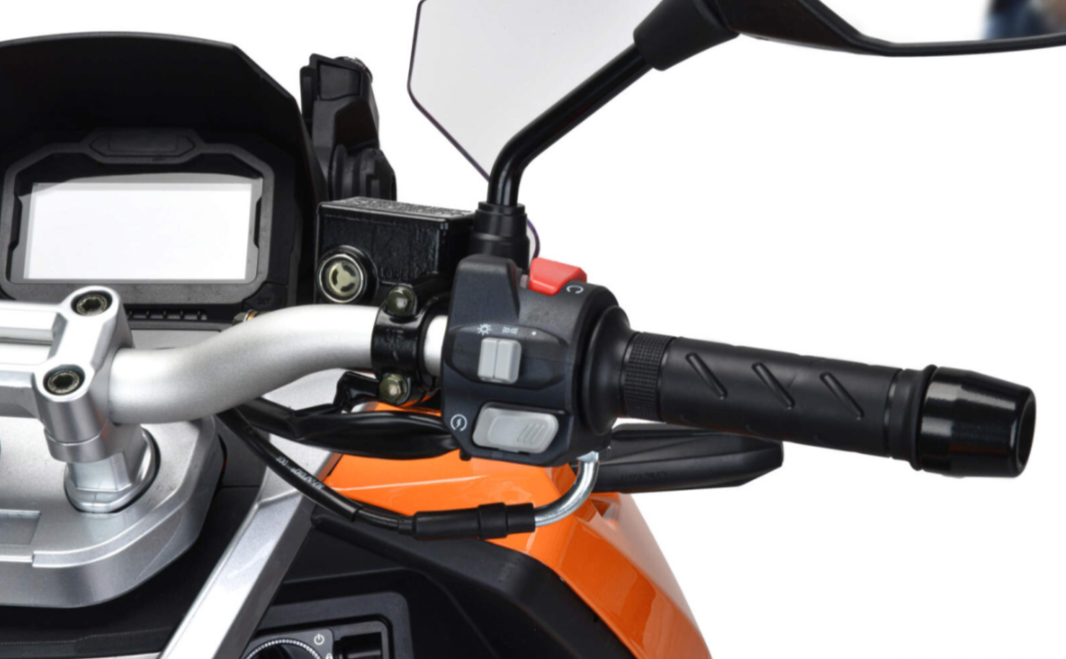 Скутер MOTOLAND (МОТОЛЕНД) T-MAX 150 в Щёлкове