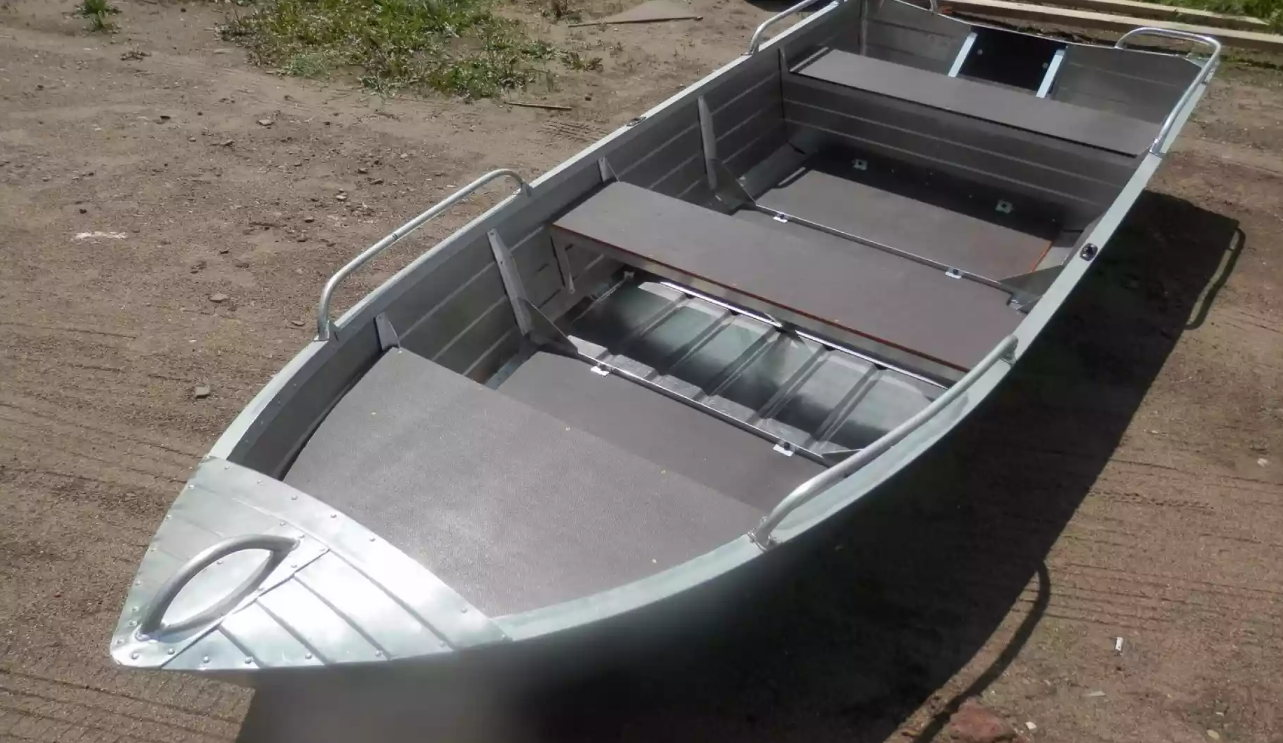 Алюминиевая лодка Вятка-Профи 32 в Щёлкове