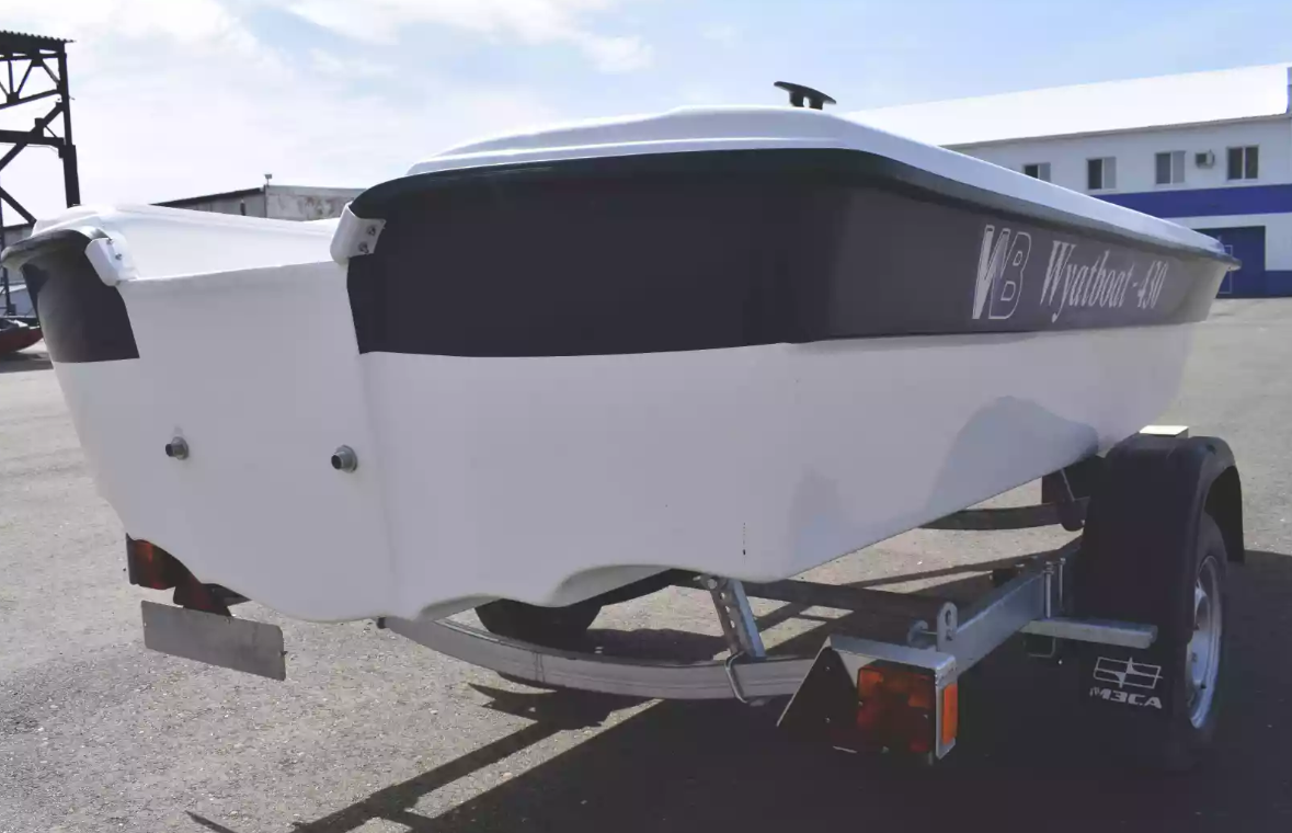 Стеклопластиковая лодка Wyatboat 430 тримаран в Щёлкове