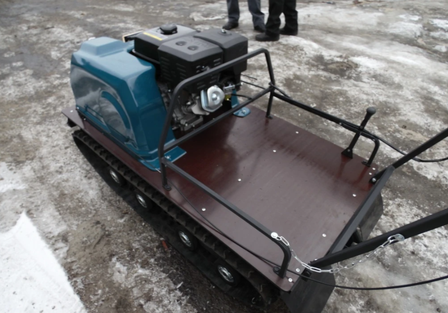 Мотобуксировщик AhtaR LR13 с реверс-вариатором Буран (задний ход) в Щёлкове