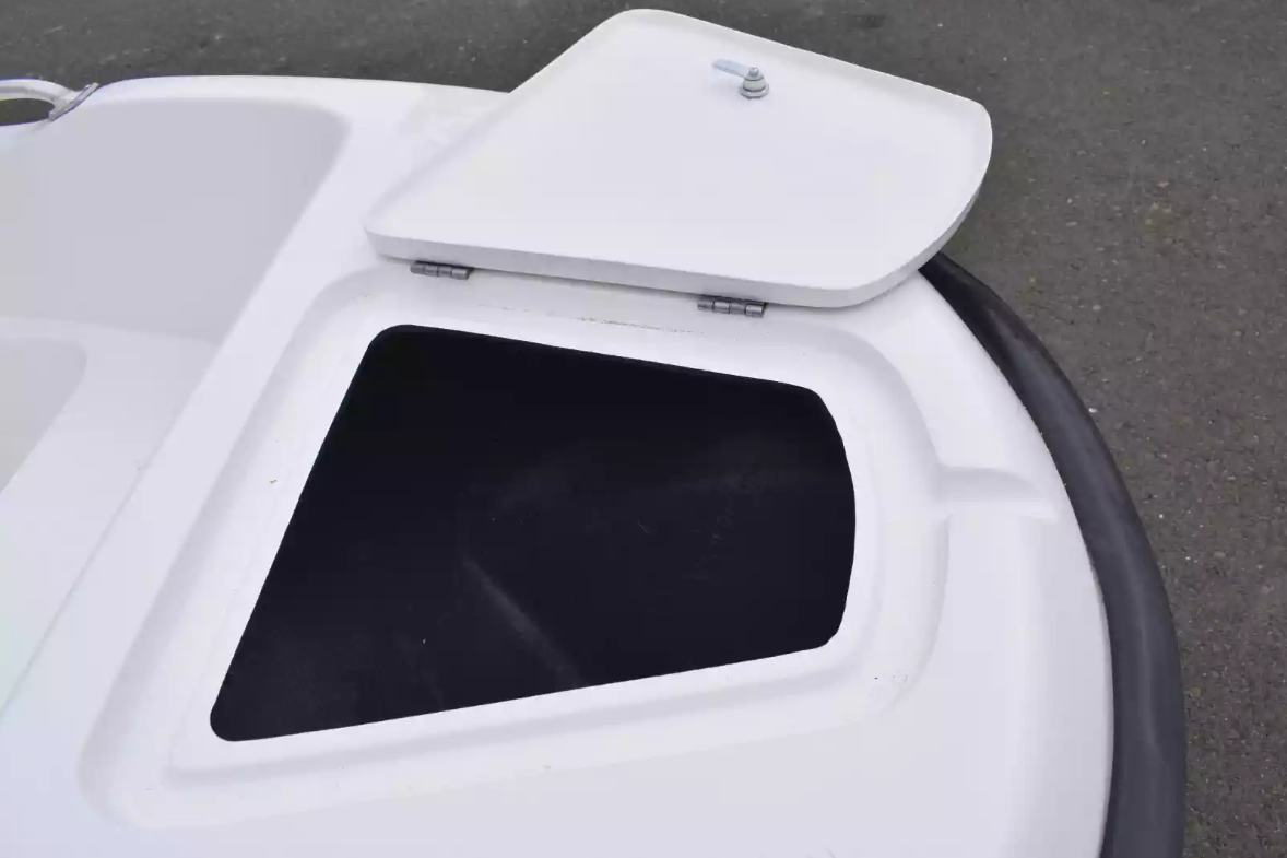 Стеклопластиковая лодка Пингвин New (тримаран) в Щёлкове