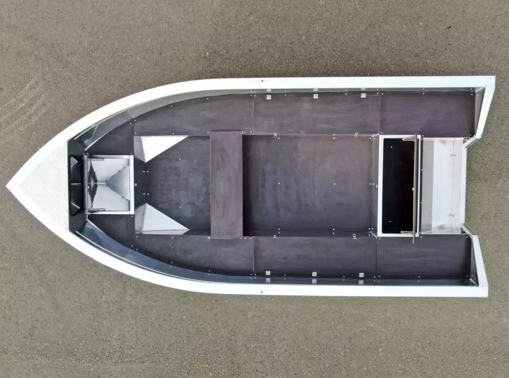 Алюминиевая лодка  Неман-420 в Щёлкове