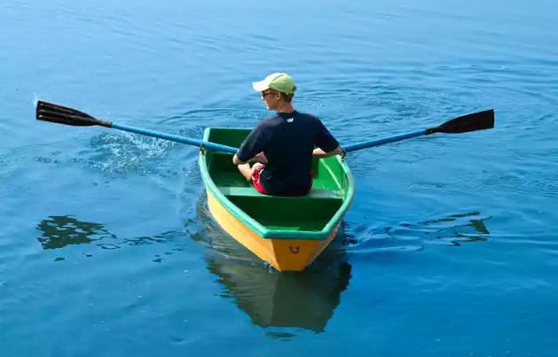 Стеклопластиковая лодка Малютка в Щёлкове