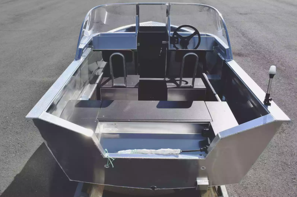 Алюминиевая лодка  Неман-400 DCM в Щёлкове