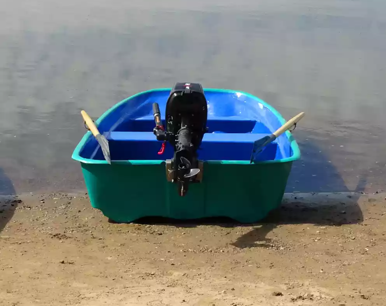 Стеклопластиковая лодка Старт (тримаран) в Щёлкове