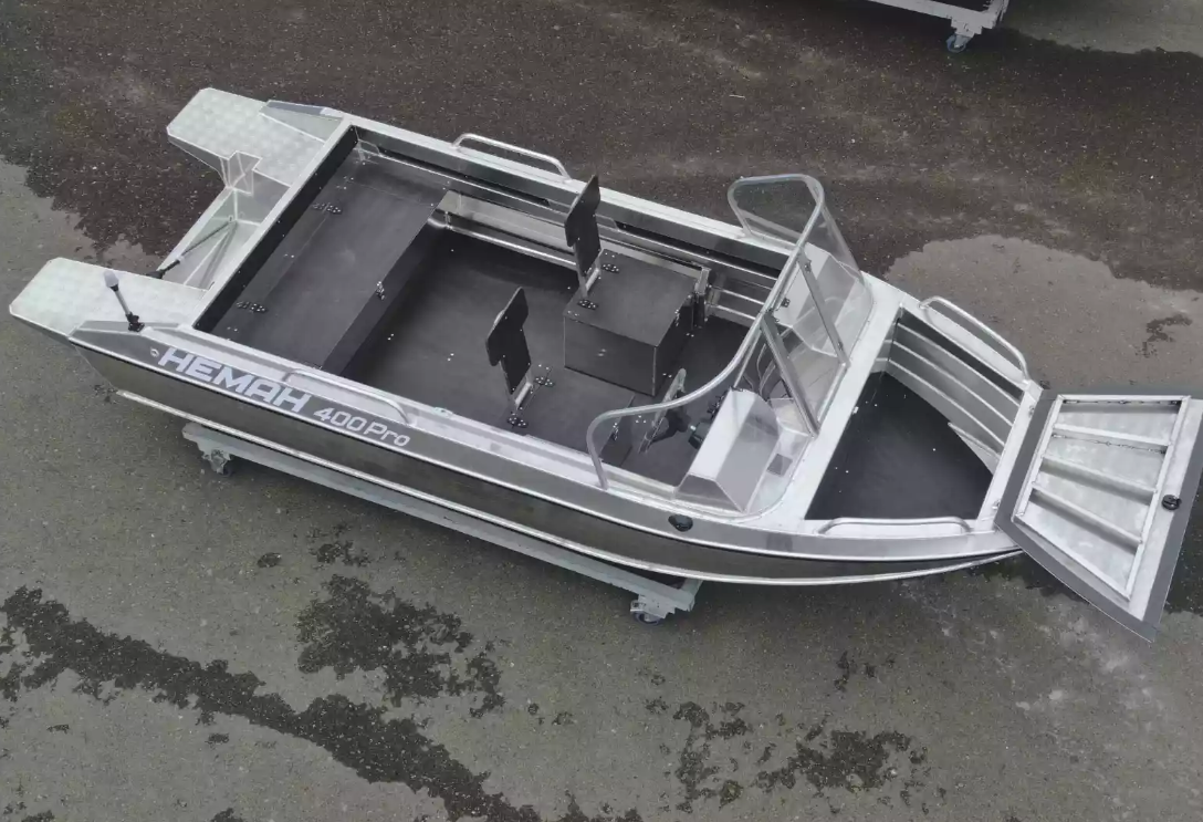 Алюминиевая лодка  Neman-400 PRO в Щёлкове