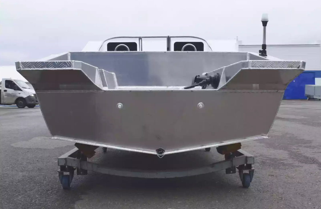 Алюминиевая лодка  Neman-400 PRO в Щёлкове