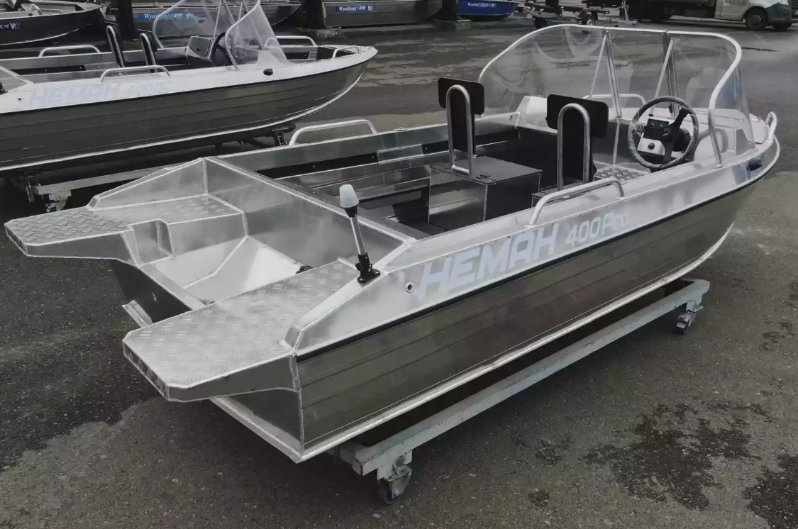 Алюминиевая лодка  Neman-400 PRO в Щёлкове