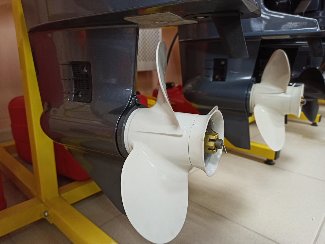 Лодочный мотор BREEZE T30S (2х тактный) в Щёлкове