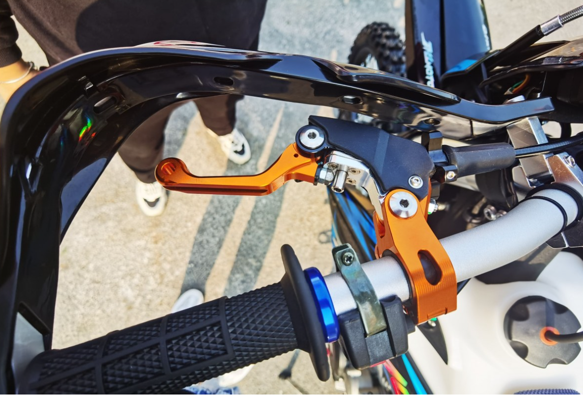 Мотоцикл JHLMOTO JHL Z3 CB250 (172FMM-3A) в Щёлкове