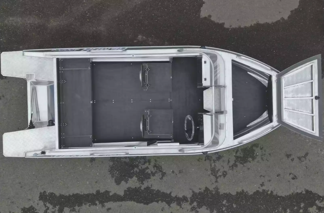 Алюминиевая лодка  Neman-400 PRO в Щёлкове