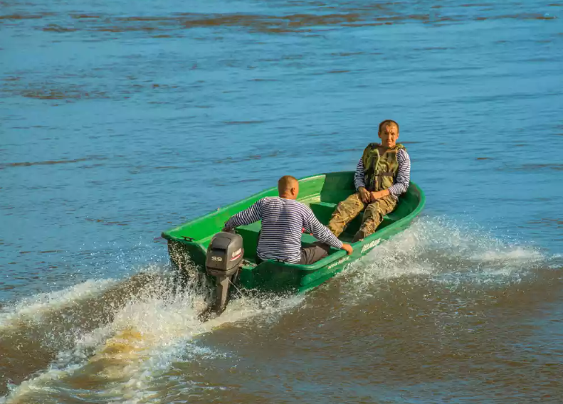 Стеклопластиковая лодка Neman-340 (тримаран) в Щёлкове