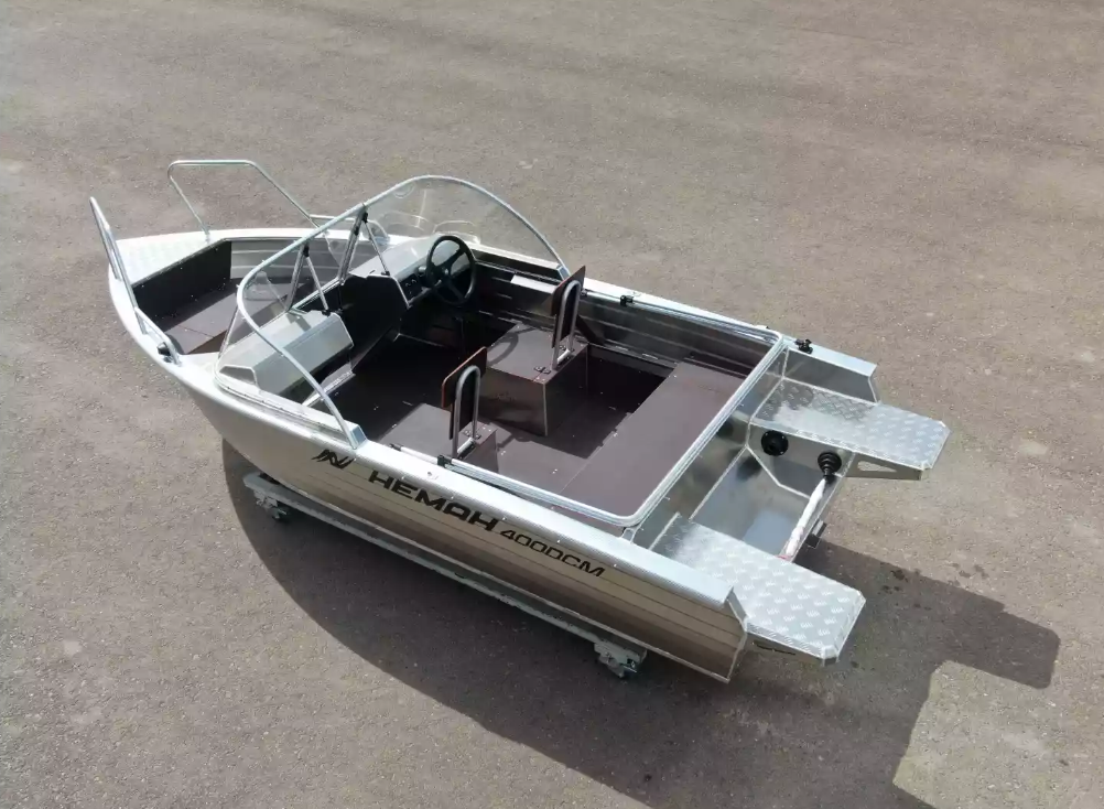 Алюминиевая лодка  Неман-400 DCM NEW в Щёлкове