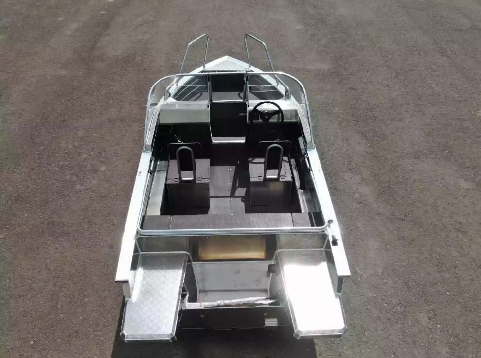 Алюминиевая лодка  Неман-400 DCM NEW в Щёлкове