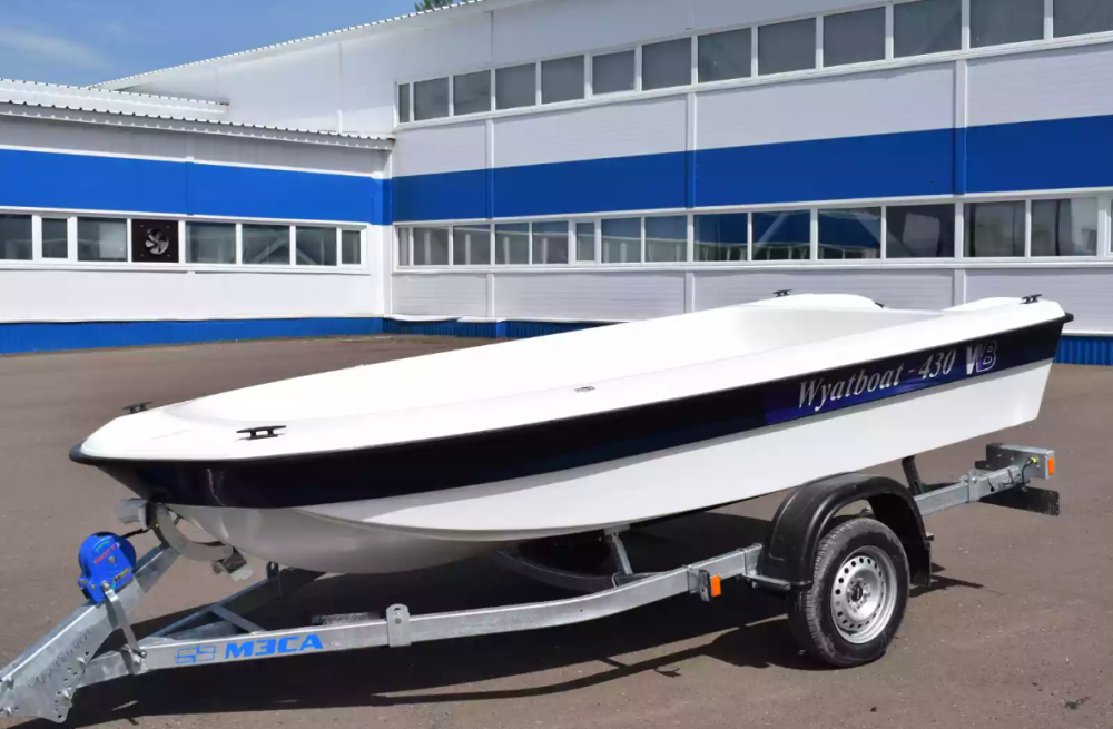 Стеклопластиковая лодка Wyatboat 430 тримаран в Щёлкове