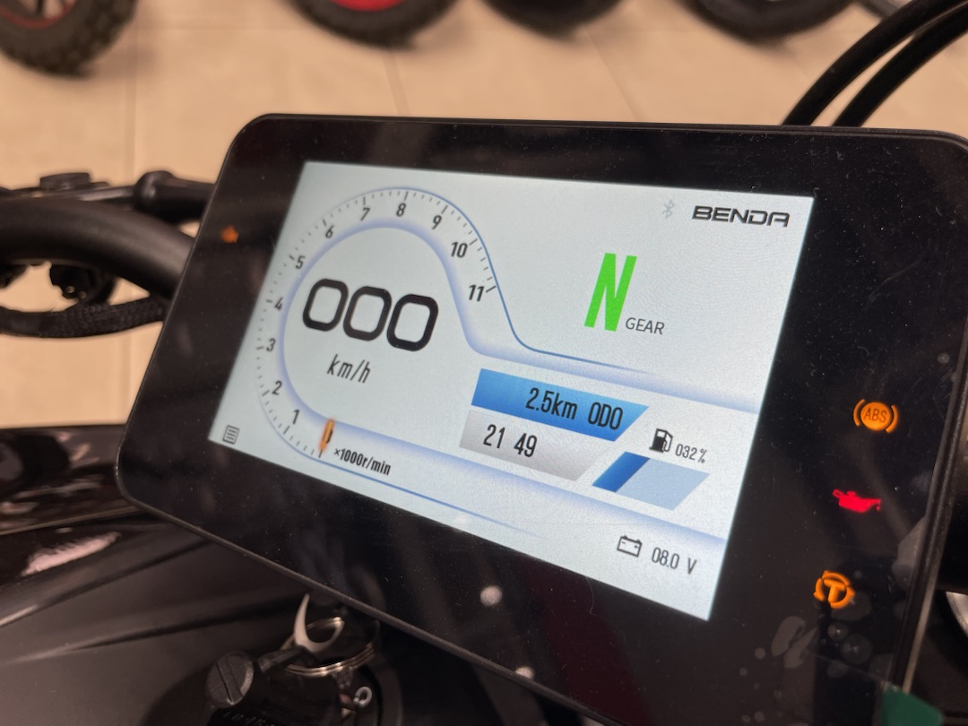 Мотоцикл Benda LFS 700 в Щёлкове