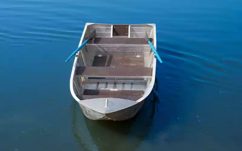 Алюминиевая лодка Вятка-Профи 37 в Щёлкове