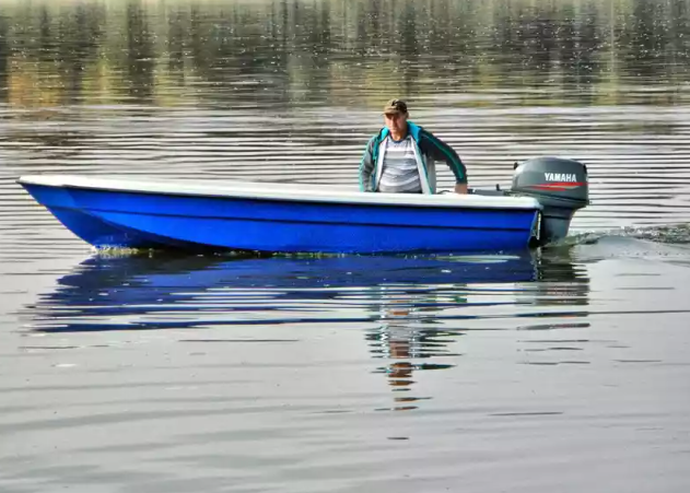 Стеклопластиковая лодка Wyatboat 430 тримаран в Щёлкове
