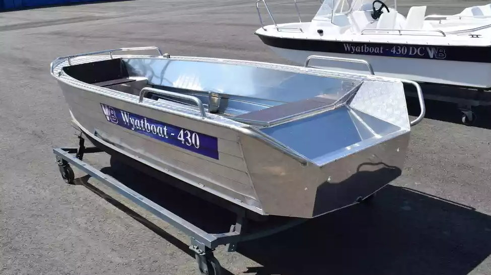 Алюминиевая лодка  Wyatboat-430М в Щёлкове