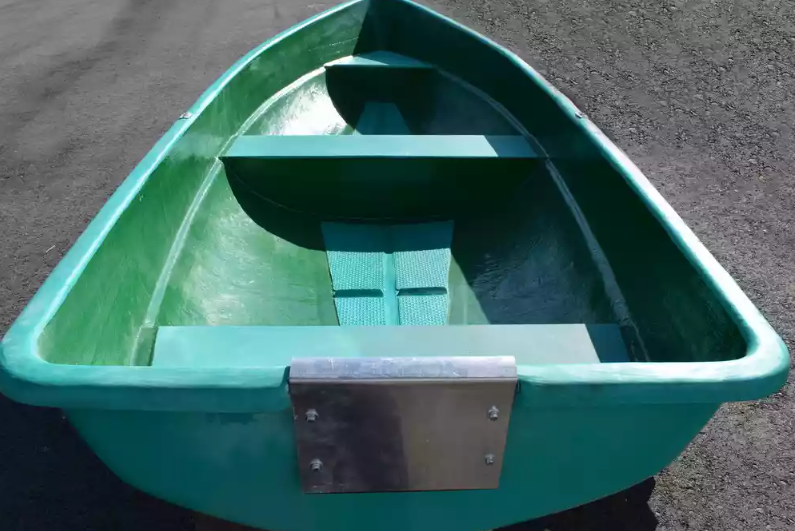 Стеклопластиковая Лодка Голавль в Щёлкове