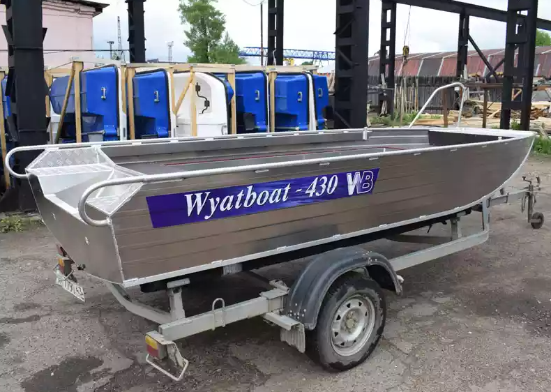 Алюминиевая лодка  Wyatboat-430 Master в Щёлкове