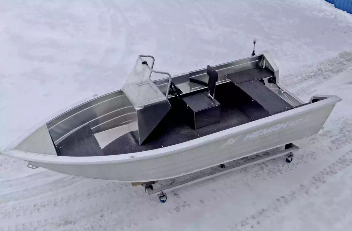 Алюминиевая лодка Неман-400 С в Щёлкове