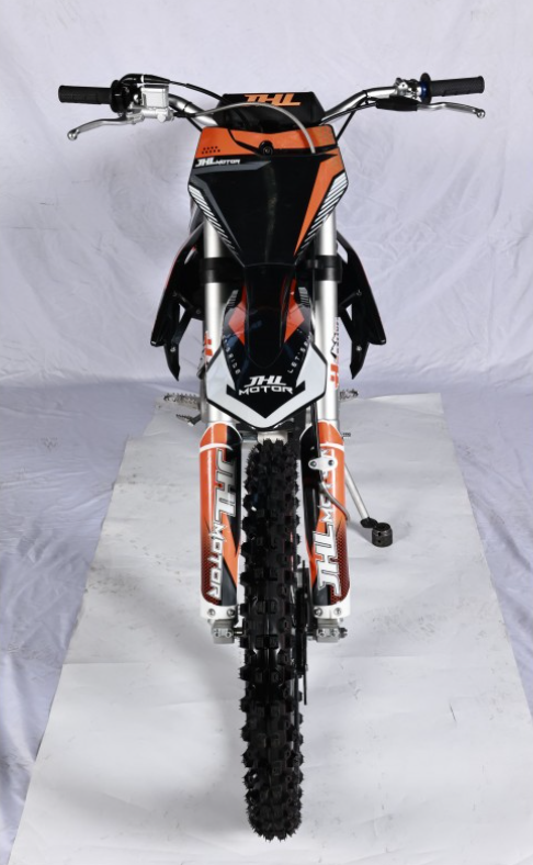 Мотоцикл JHLMOTO JHL LX1 CB250 (172FMM-3A) в Щёлкове