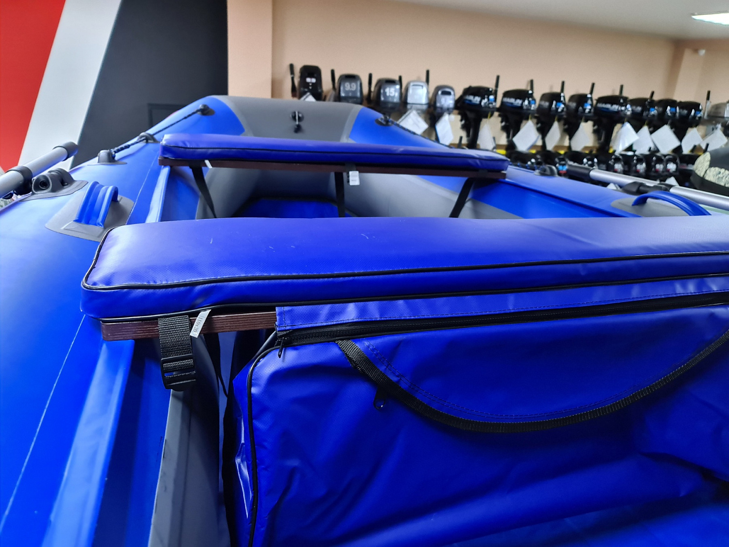 КОМПЛЕКТ МЯГКИХ НАКЛАДОК С СУМКОЙ ДЛЯ ЛОДОК 90Х20 СИНИЙ в Щёлкове