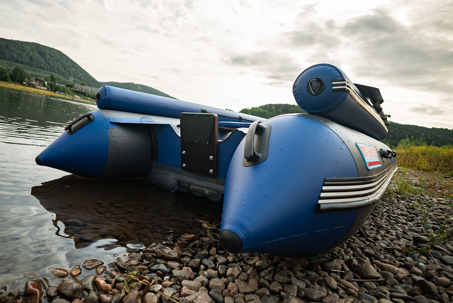 Лодка MISHIMO RIVER FJET PRO 430  под водомет в Щёлкове