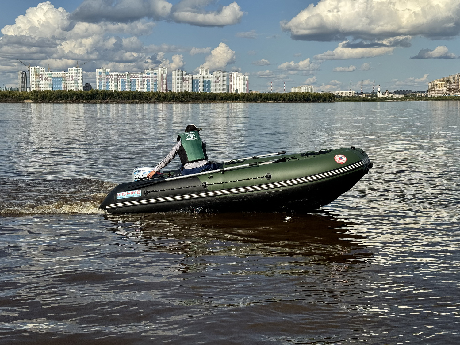 Лодка MISHIMO BIG FLOOR 400 в Щёлкове