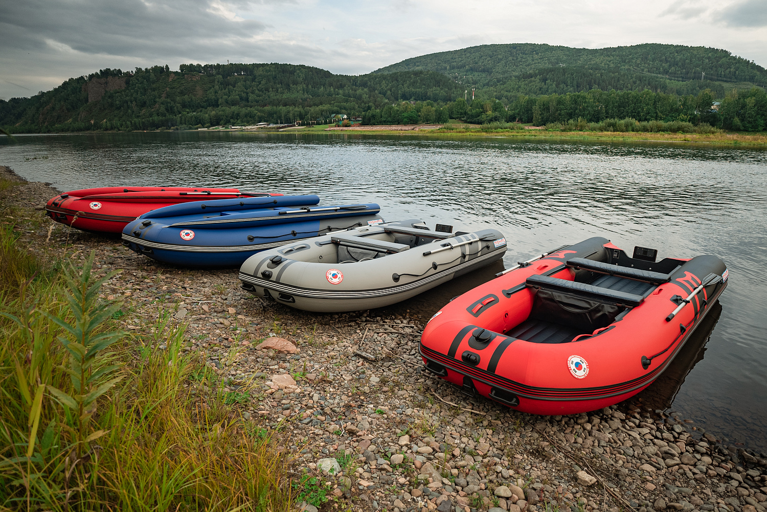 Лодка MISHIMO RIVER FJET PRO 430  под водомет в Щёлкове