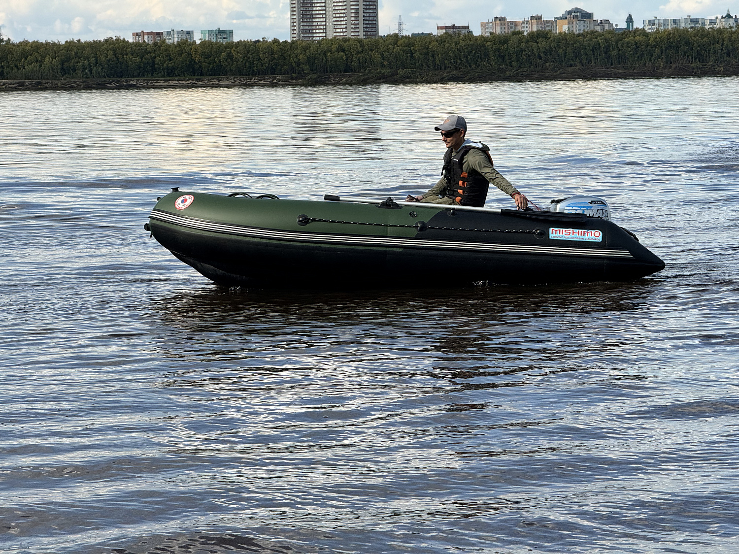 Лодка MISHIMO BIG FLOOR 380 в Щёлкове