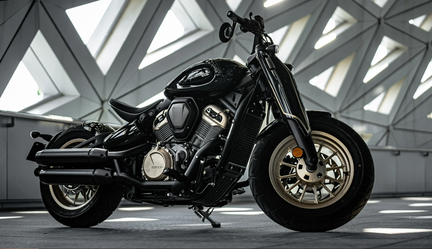 Мотоцикл Benda Napoleon 500 в Щёлкове