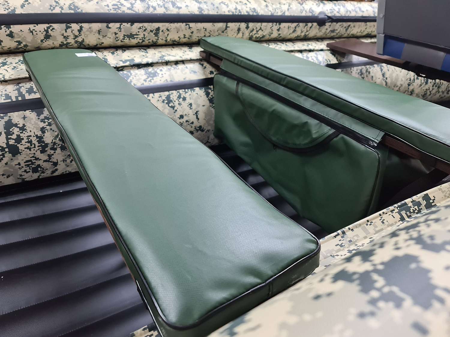 КОМПЛЕКТ МЯГКИХ НАКЛАДОК С СУМКОЙ ДЛЯ ЛОДОК 110Х20 ЗЕЛЕНЫЙ в Щёлкове