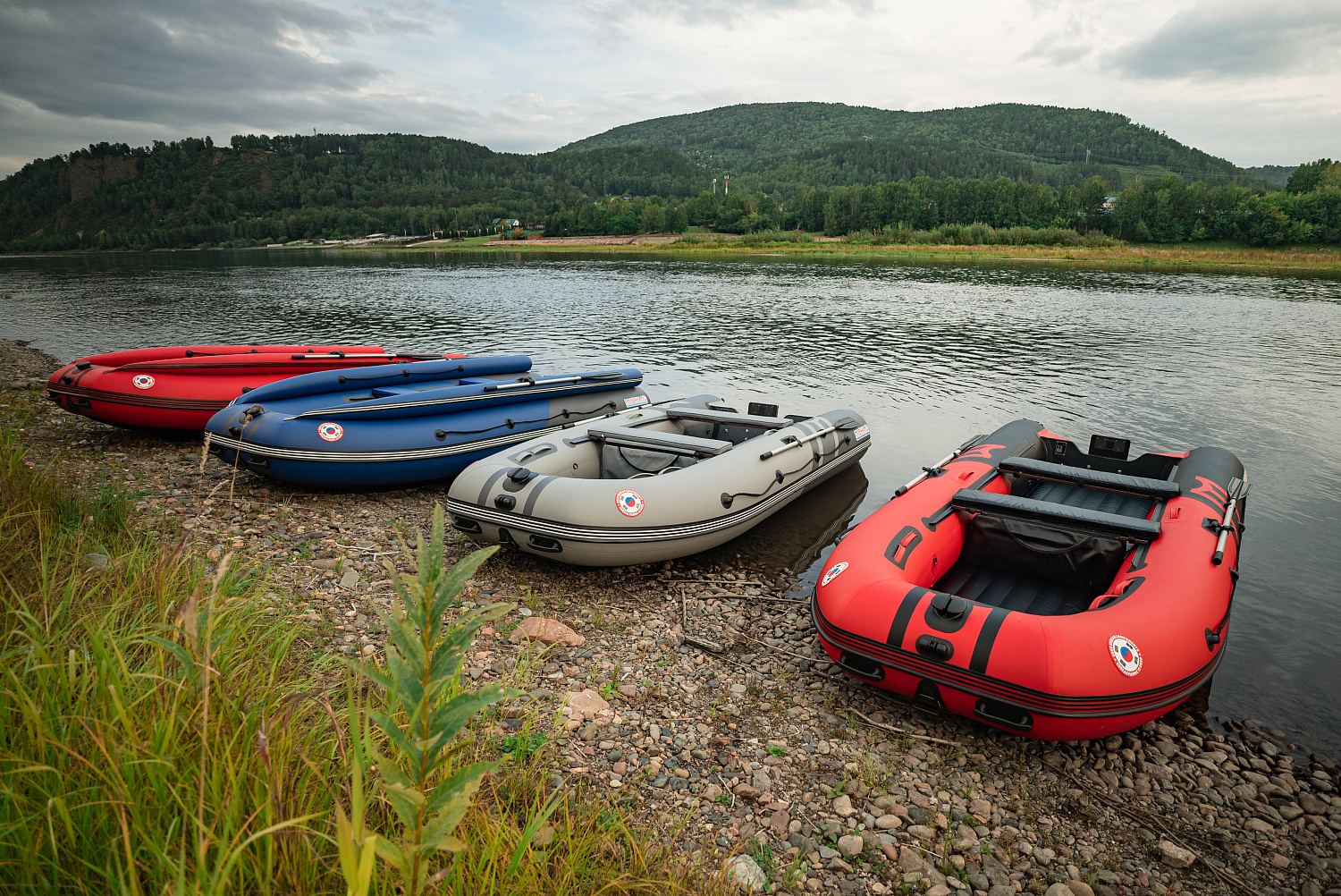 Лодка MISHIMO RIVER FJET PRO 430  под водомет в Щёлкове