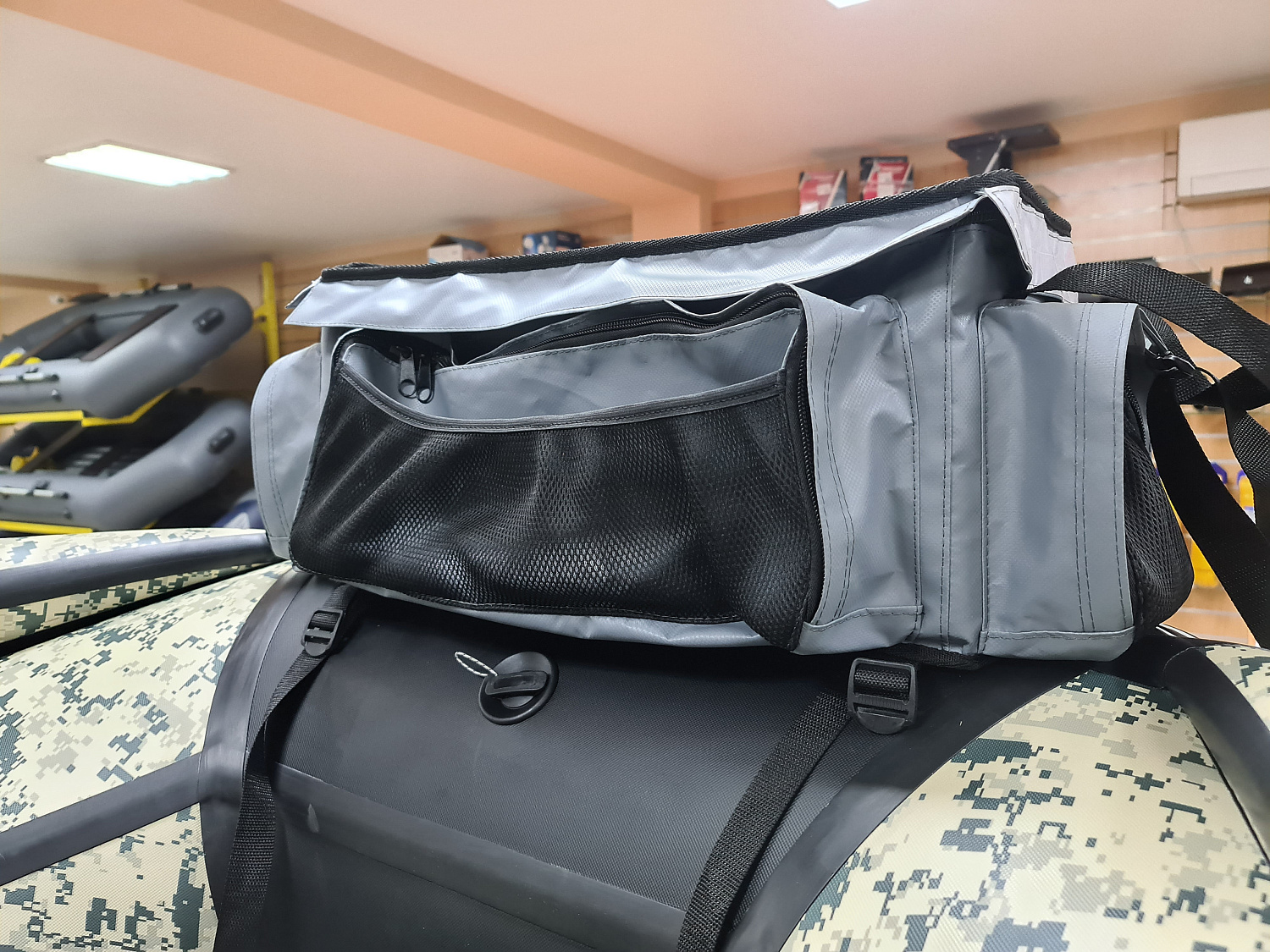 СУМКА ЛЮКС НА БАЛЛОН ДЛЯ ЛОДОК ПВХ 50Х25Х25 СМ в Щёлкове